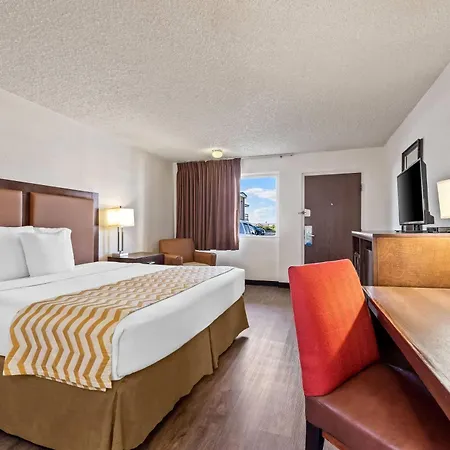 Travelodge By Wyndham Page, View Of Lake Powell Exterior photo