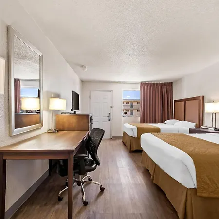 Travelodge By Wyndham Page, View Of Lake Powell Exterior photo