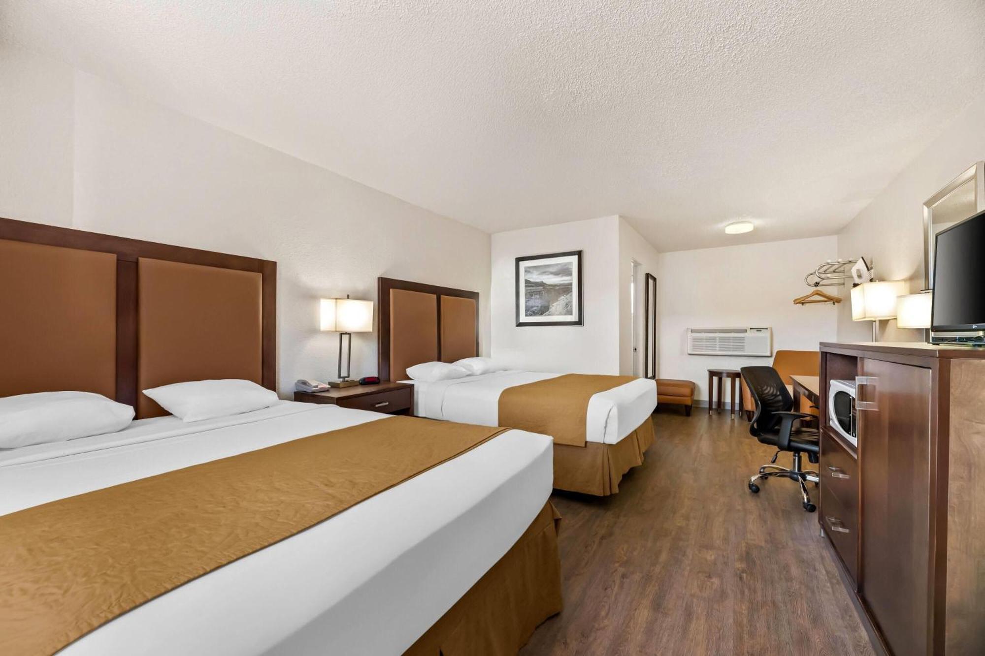 Travelodge By Wyndham Page, View Of Powell Motel