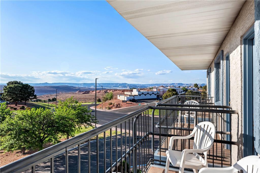 Motel Travelodge By Wyndham Page, View Of Powell Page